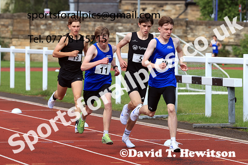 BBoys 1500 metres, 2025 Northumberland Schools Track and Fields, Wentworth, Hexham. Photo: David T. Hewitson/Sports for All Pics